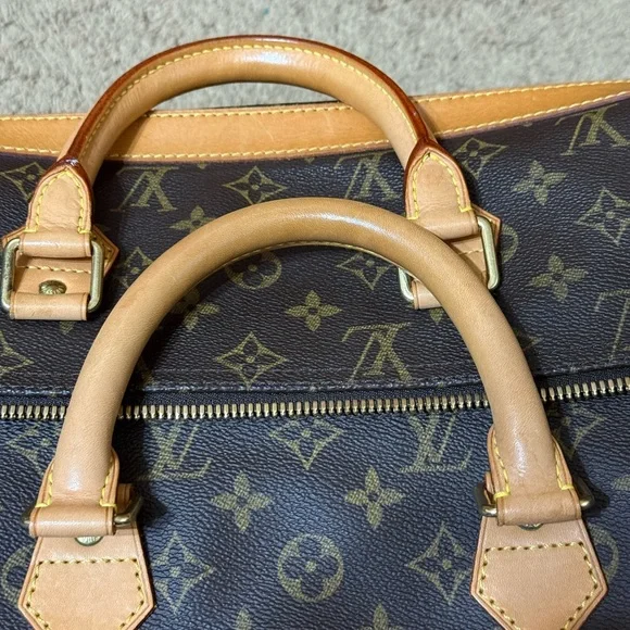 Louis Vuitton Monogram Cruiser 40 Duffel Bag - Picture 13 of 16